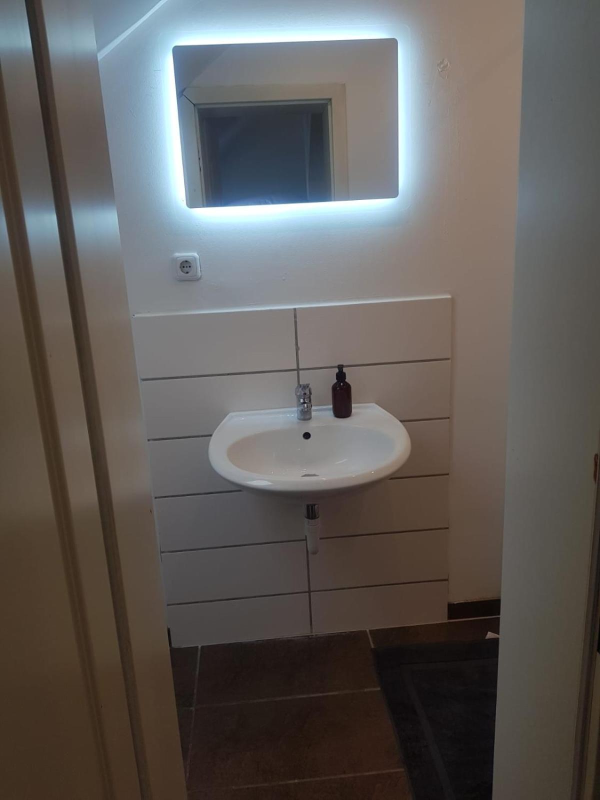 Apartments Fuer Monteure - Heilbronn Bagian luar foto
