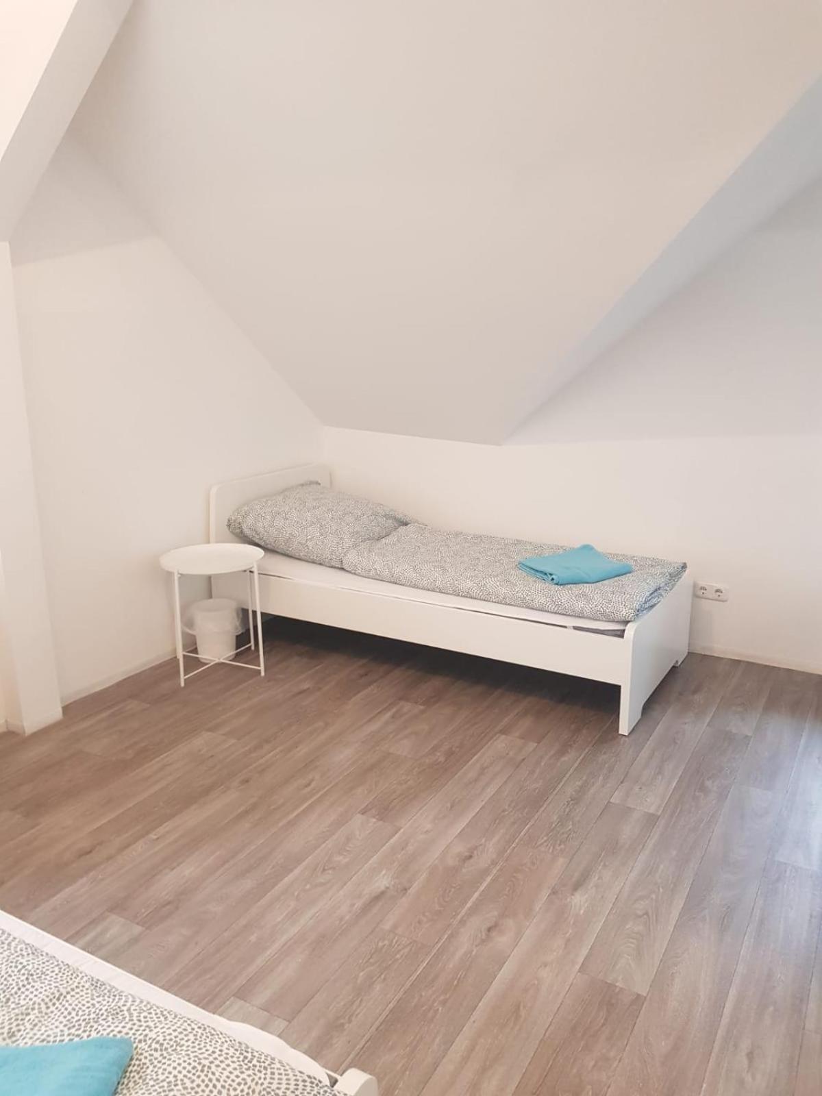 Apartments Fuer Monteure - Heilbronn Bagian luar foto